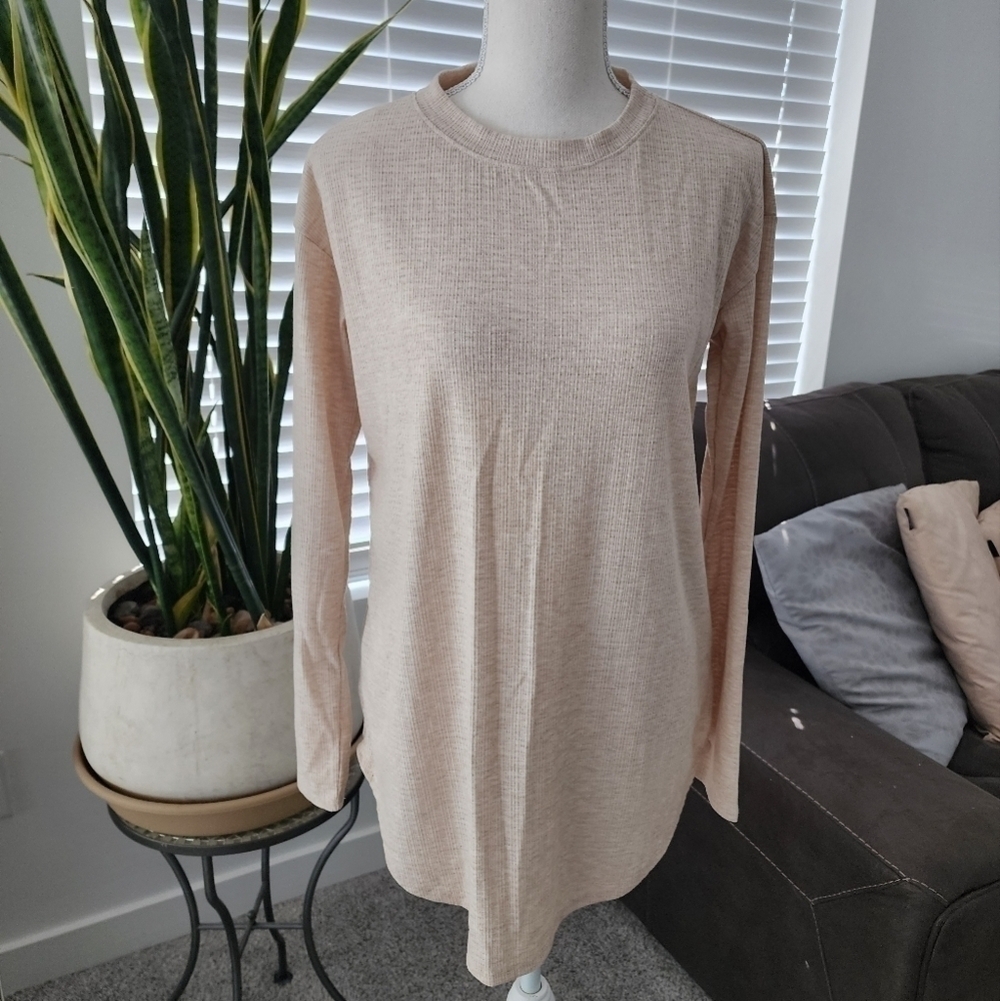 First Love Long Sleeve Tunic top size small. New without tags.
